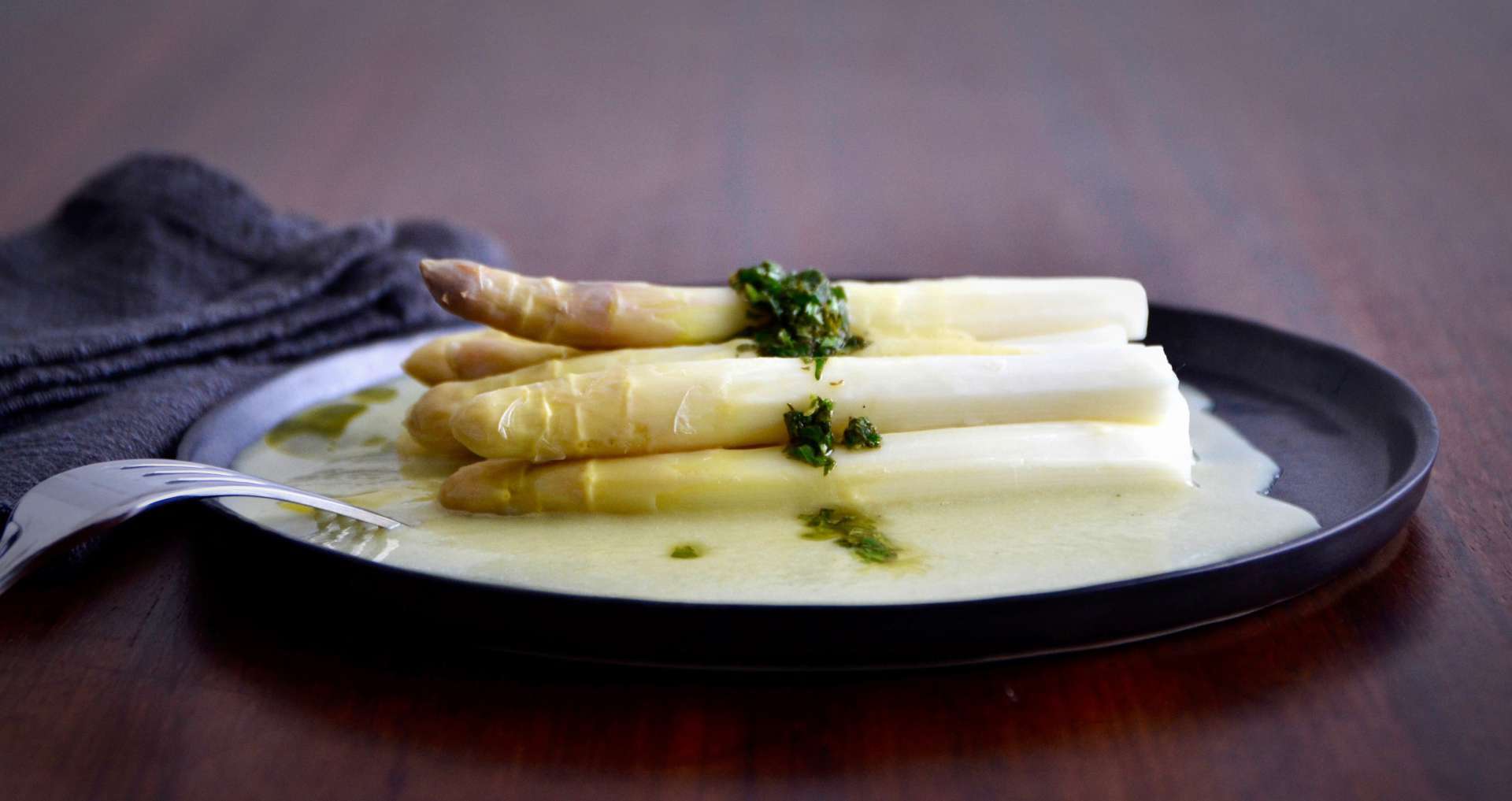 Cuisson Asperges Blanches Eau Froide Ou Chaude Simple comme des asperges blanches, crème safranée - Bazar Magazin